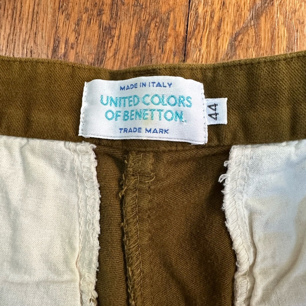 Vintage 90s United Colors of Benetton corduroy shorts sz 44 (US 8) - Picture 3 of 13